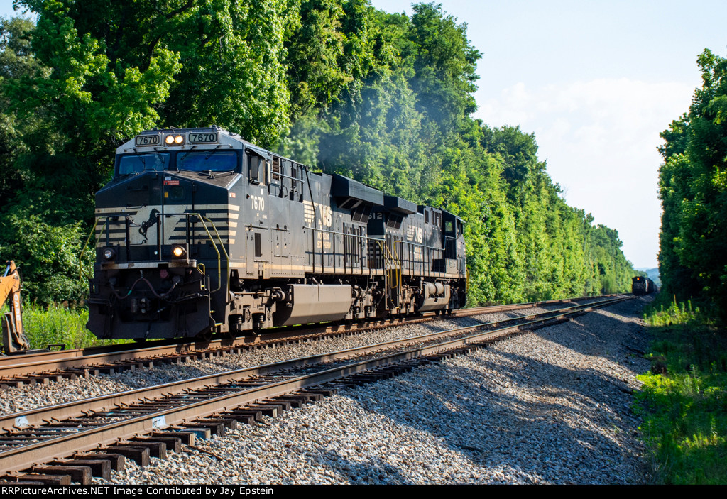NS 7670 leads a light engine movement south at South Roddy